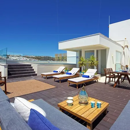 Willa Casa Da Bandeira -perfect Location-beach Front- Rooftop Pool By Dreamvillasalbufeira Albufeira