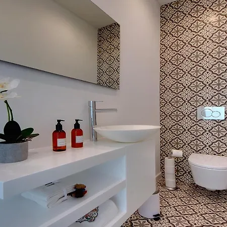 Βίλα Casa Da Bandeira -perfect Location-beach Front- Rooftop Pool By Dreamvillasalbufeira Αλμπουφέιρα