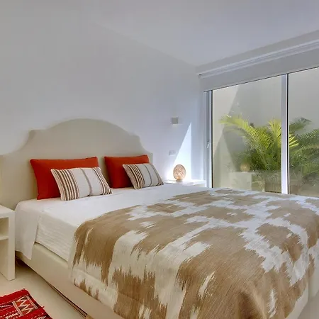 Villa Casa Da Bandeira -perfect Location-beach Front- Rooftop Pool By Dreamvillasalbufeira Albufeira