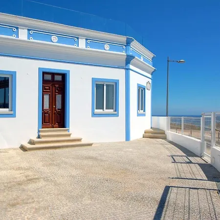 Casa Da Bandeira -perfect Location-beach Front- Rooftop Pool By Dreamvillasalbufeira * Albufeira