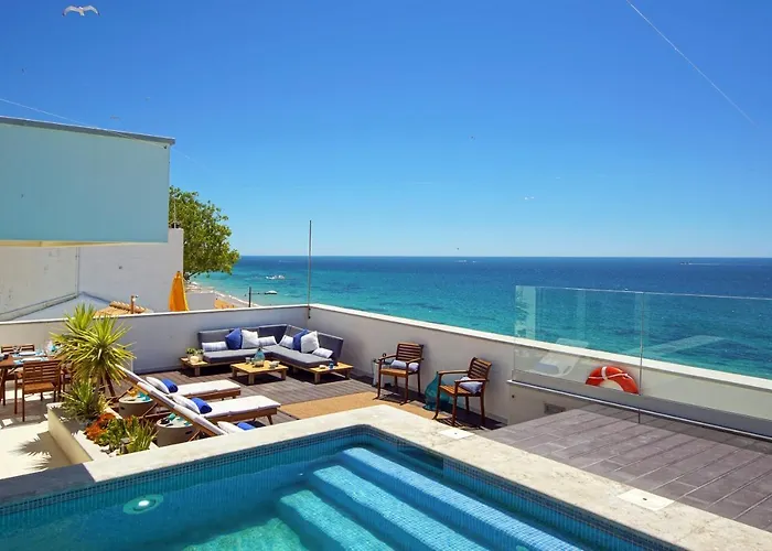 Casa Da Bandeira -perfect Location-beach Front- Rooftop Pool By Dreamvillasalbufeira 알부페이라