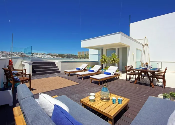 빌라 Casa Da Bandeira -perfect Location-beach Front- Rooftop Pool By Dreamvillasalbufeira 알부페이라