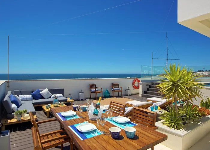 Casa Da Bandeira -perfect Location-beach Front- Rooftop Pool By Dreamvillasalbufeira 빌라 알부페이라
