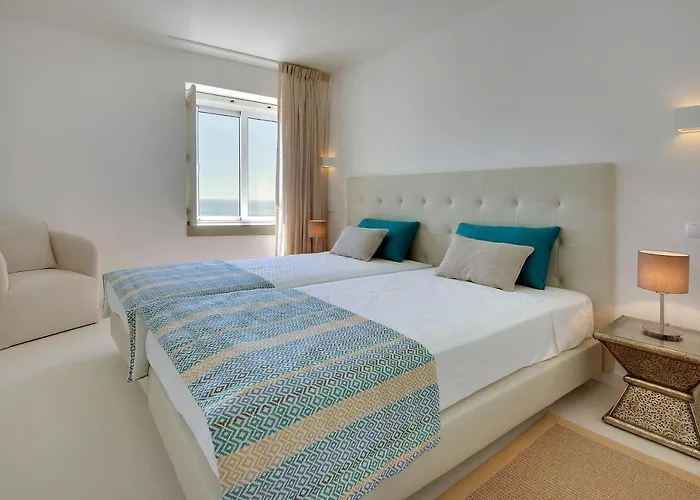 Casa Da Bandeira -perfect Location-beach Front- Rooftop Pool By Dreamvillasalbufeira 알부페이라