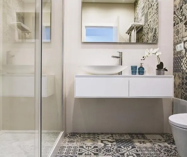 Casa Da Bandeira -perfect Location-beach Front- Rooftop Pool By Dreamvillasalbufeira