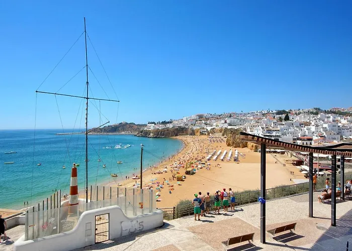 빌라 Casa Da Bandeira -perfect Location-beach Front- Rooftop Pool By Dreamvillasalbufeira *